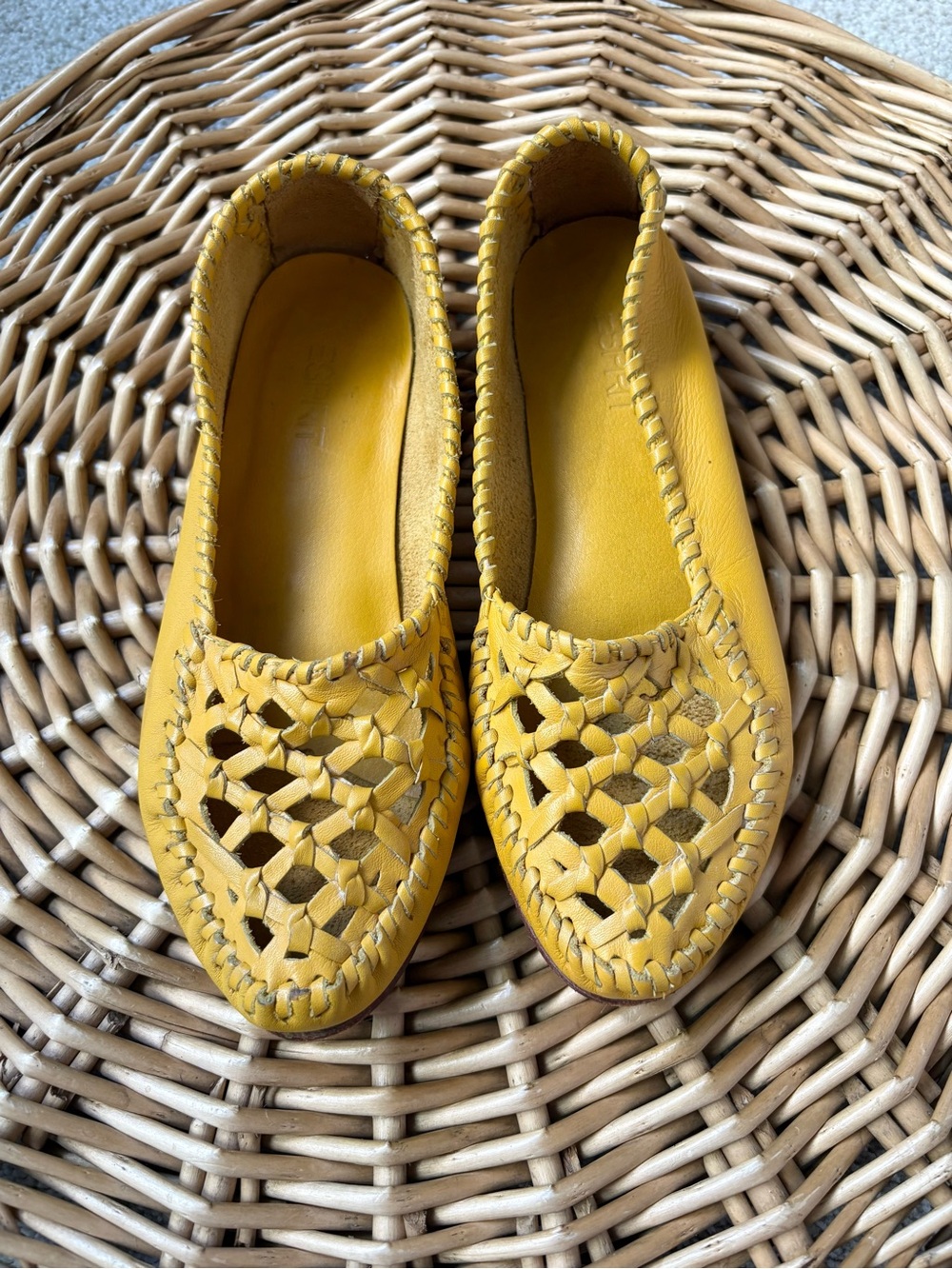 Espirit Deep Yellow Leather Vintage Basket Weave Braided Slip On Loafer Size 7